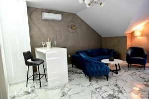 PHOTO-2024-06-27-11-57-03